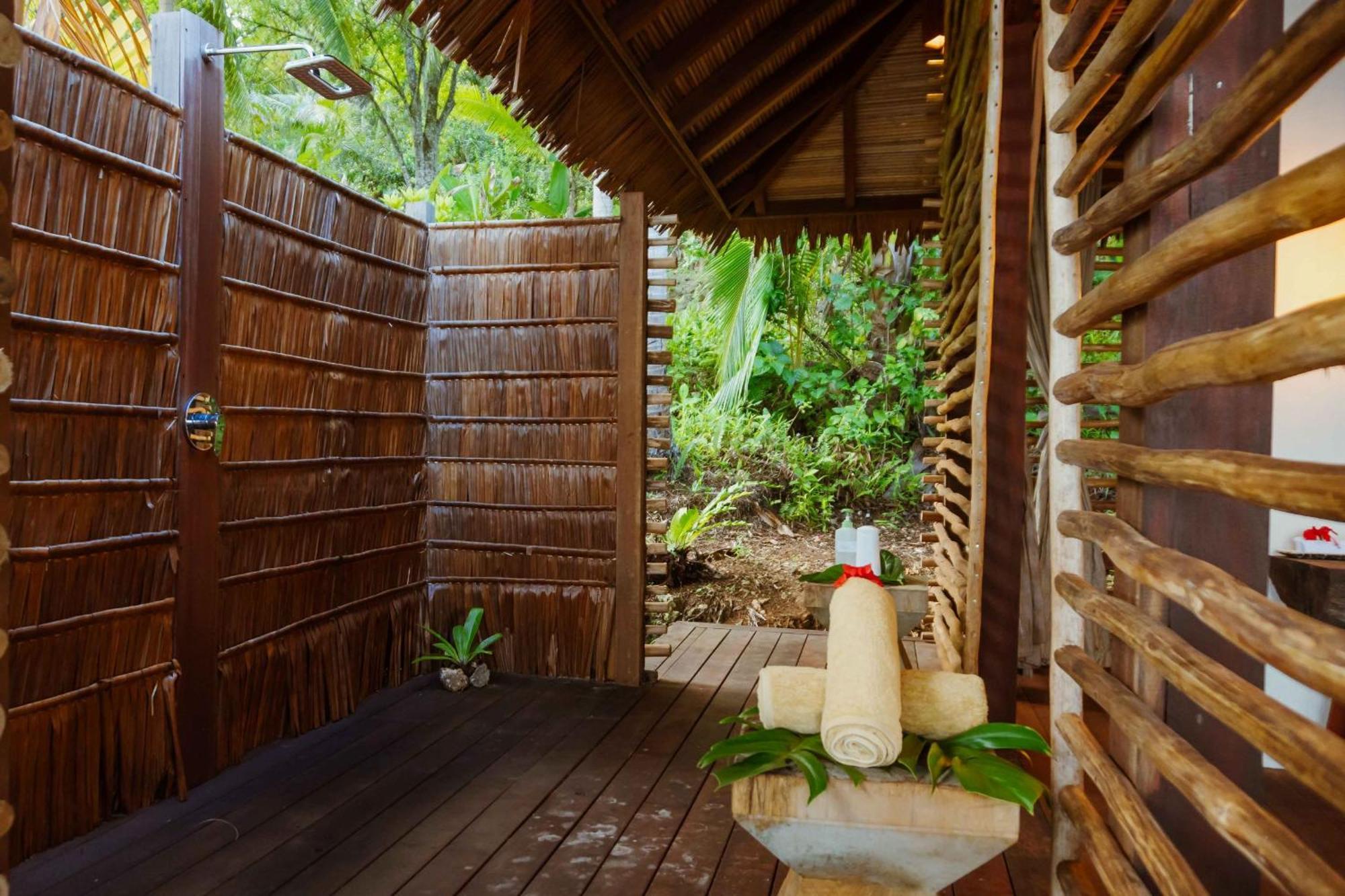 Moro Ma Doto Hotel Busobuso Exterior photo
